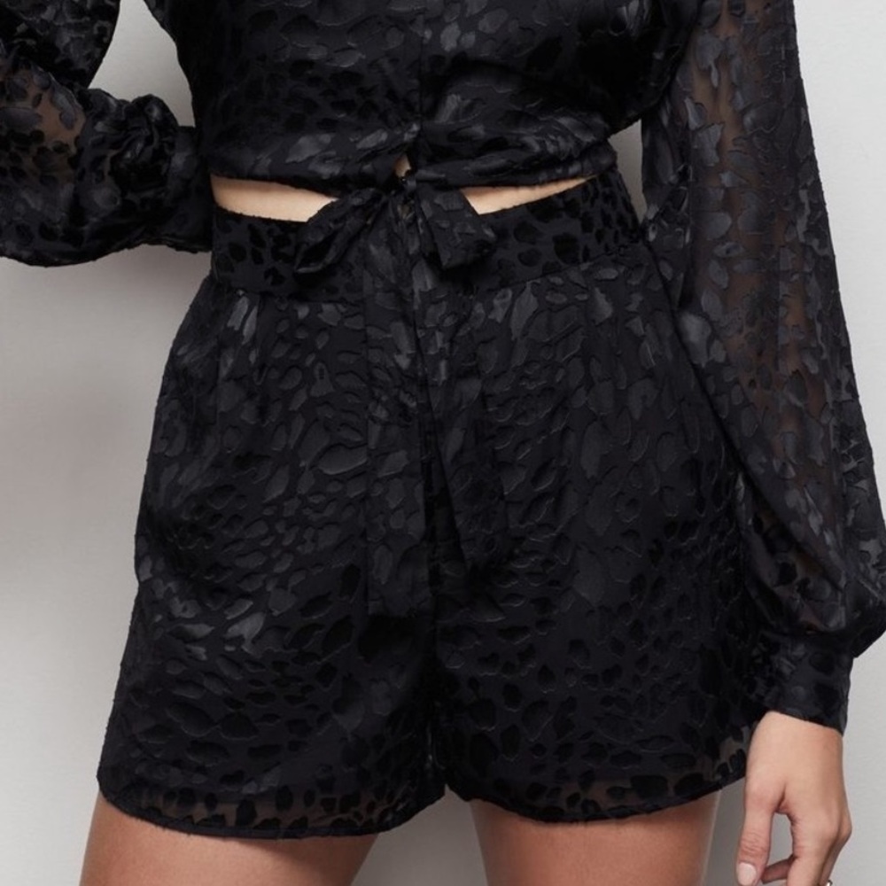 Good American High Waisted Leopard Print Shorts